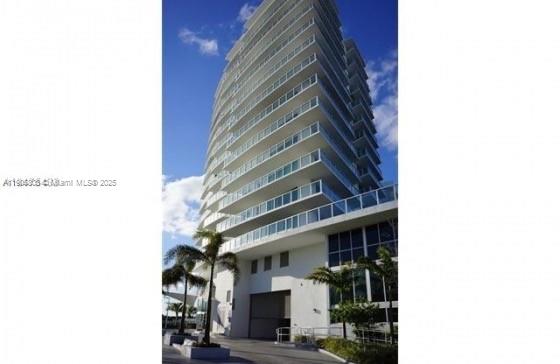 EDEN HOUSE CONDO - Residential