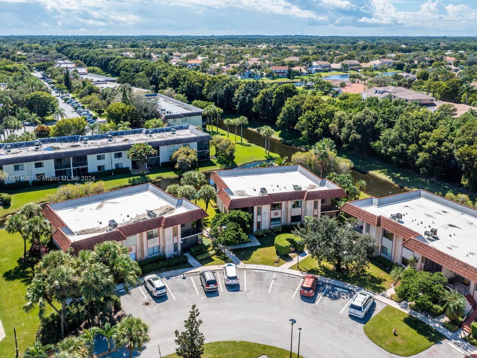 RACQUET CLUB APTS AT BONA - Residential Lease