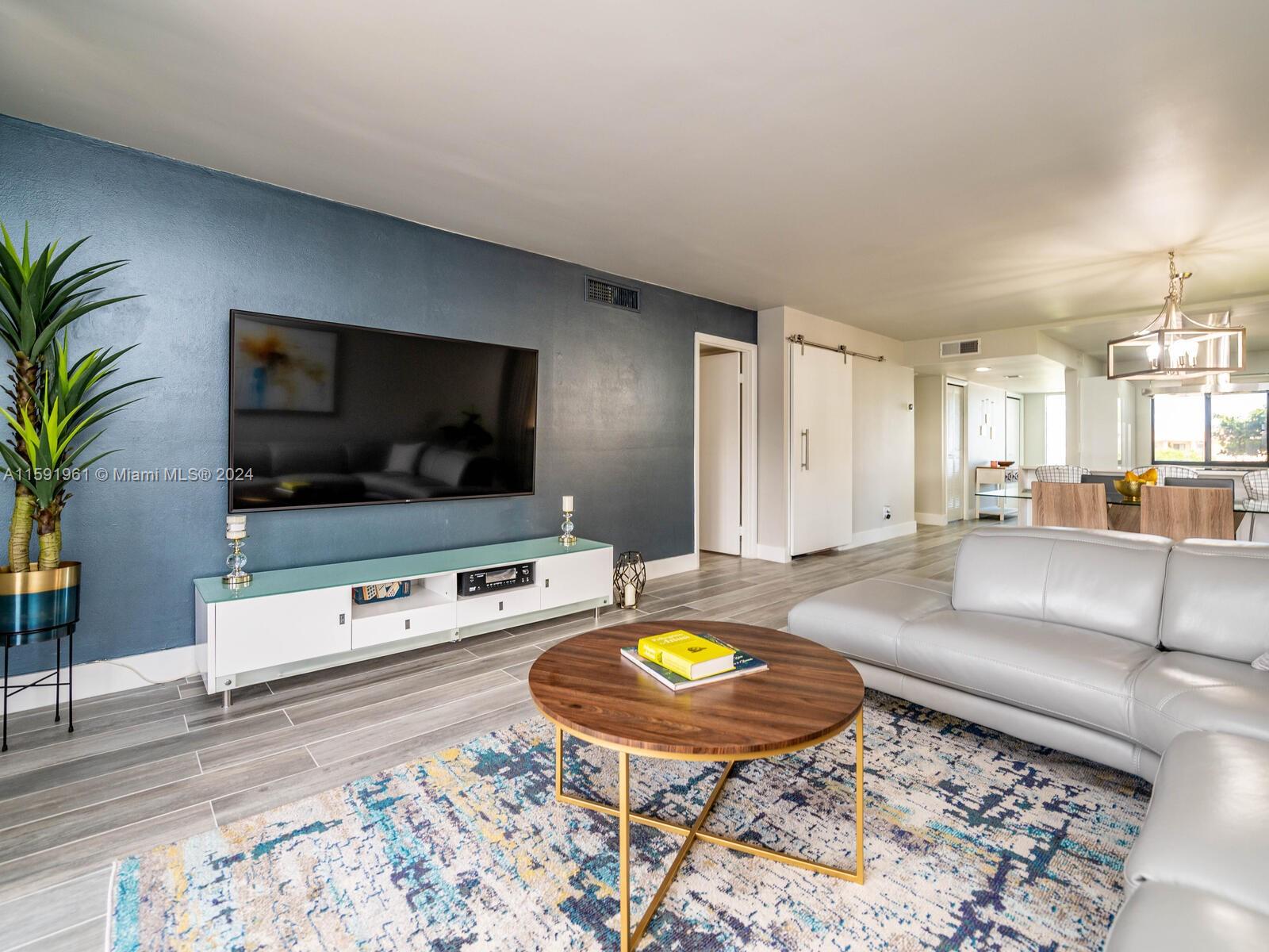 RACQUET CLUB APTS AT BONA - Residential Lease