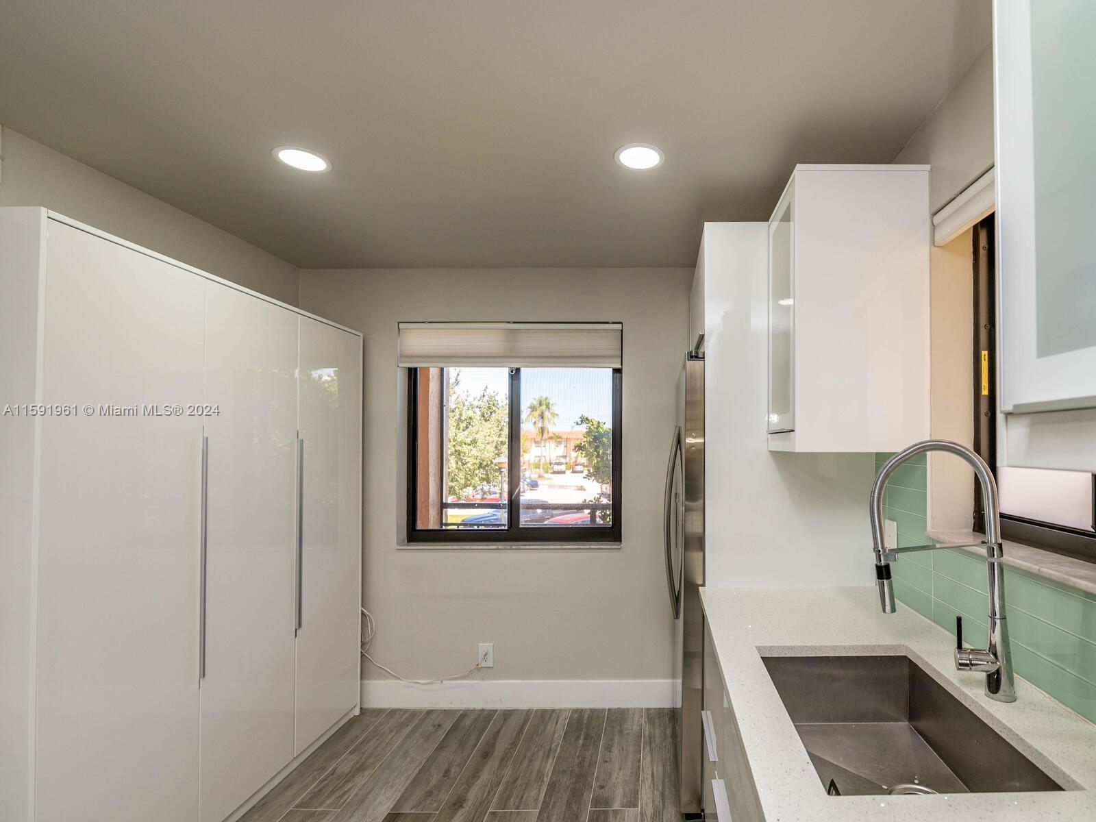 RACQUET CLUB APTS AT BONA - Residential Lease
