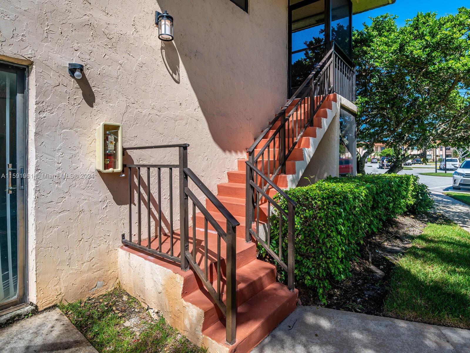 RACQUET CLUB APTS AT BONA - Residential Lease