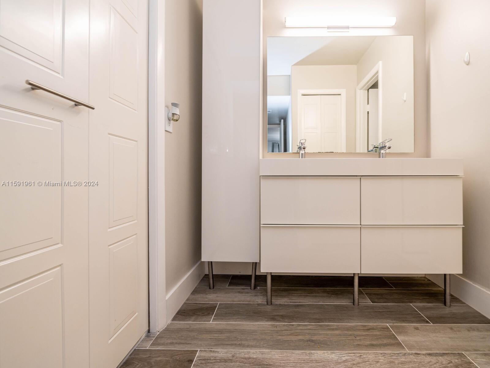RACQUET CLUB APTS AT BONA - Residential Lease