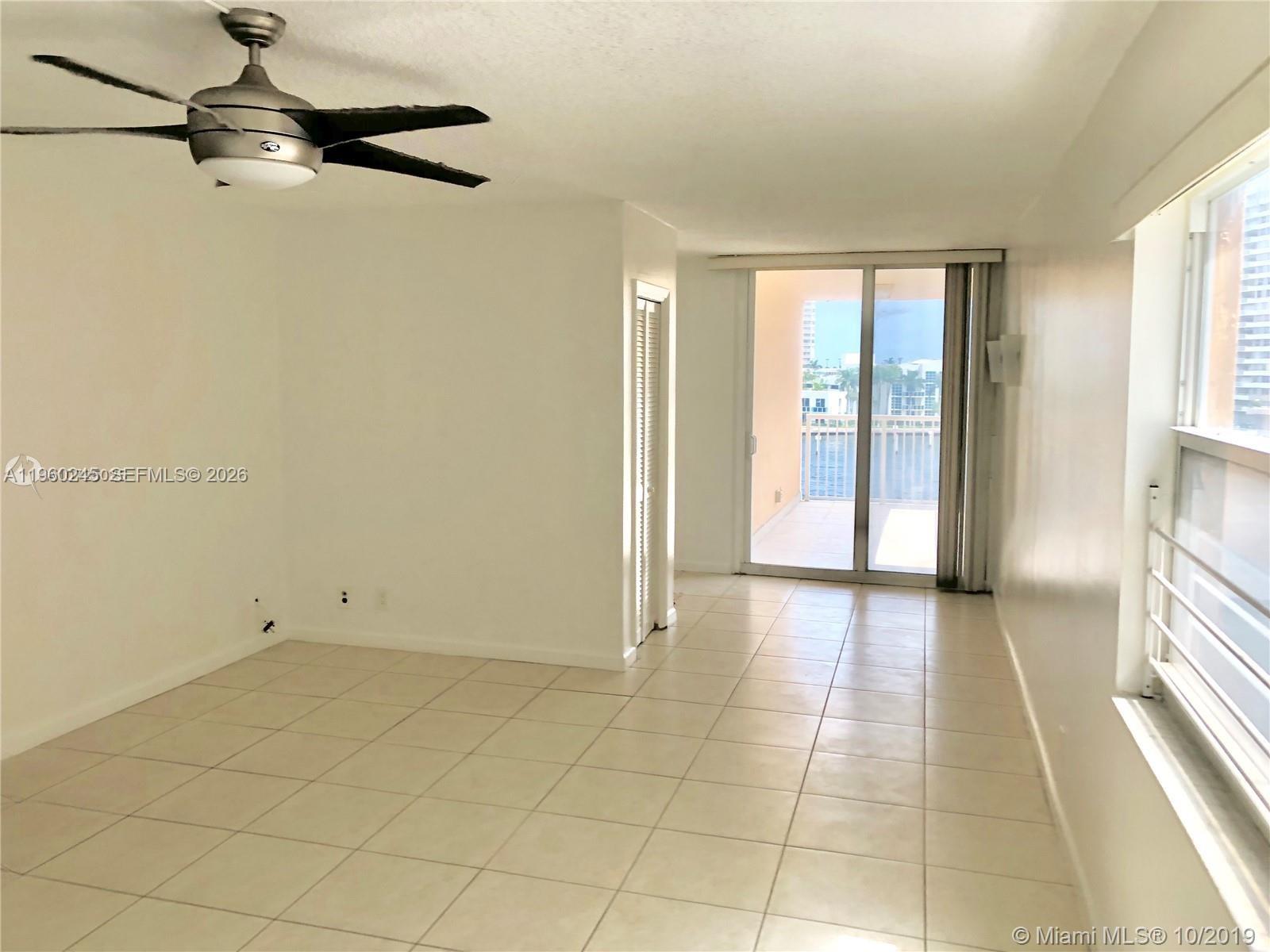 DORSEY ARMS CONDO - Residential