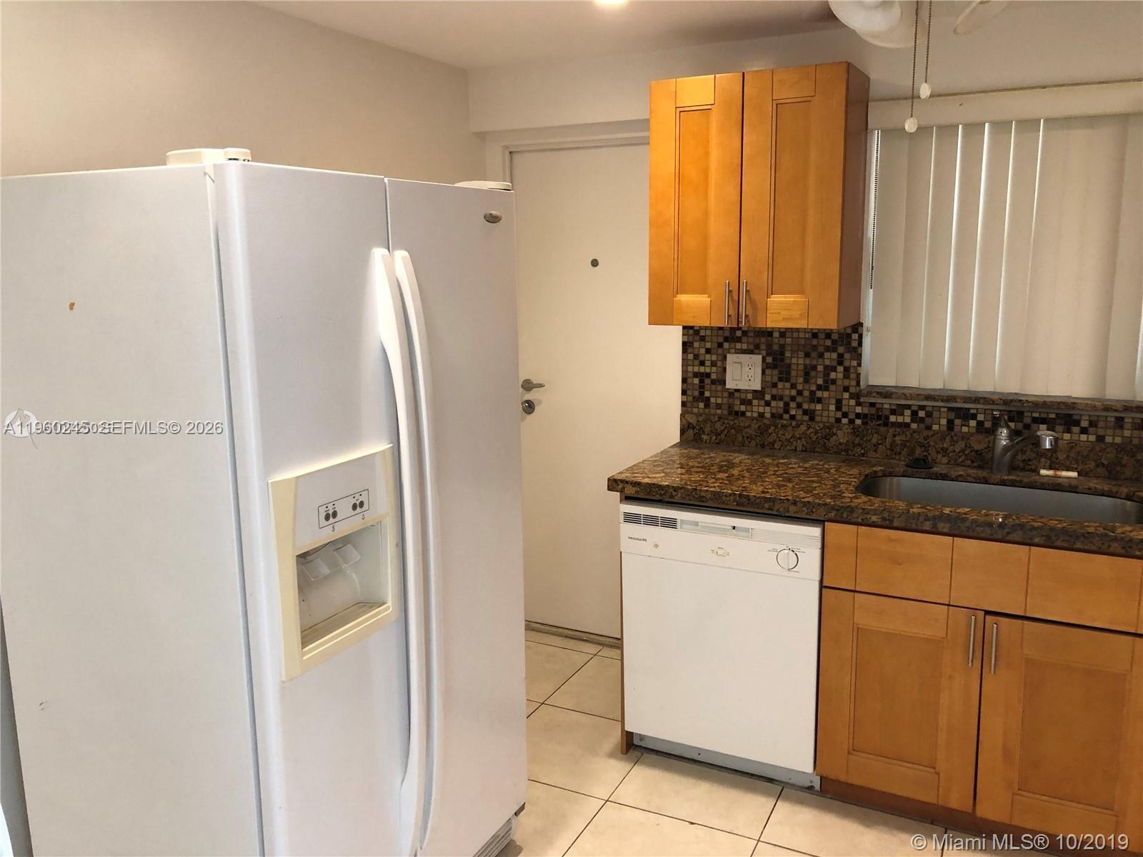 DORSEY ARMS CONDO - Residential