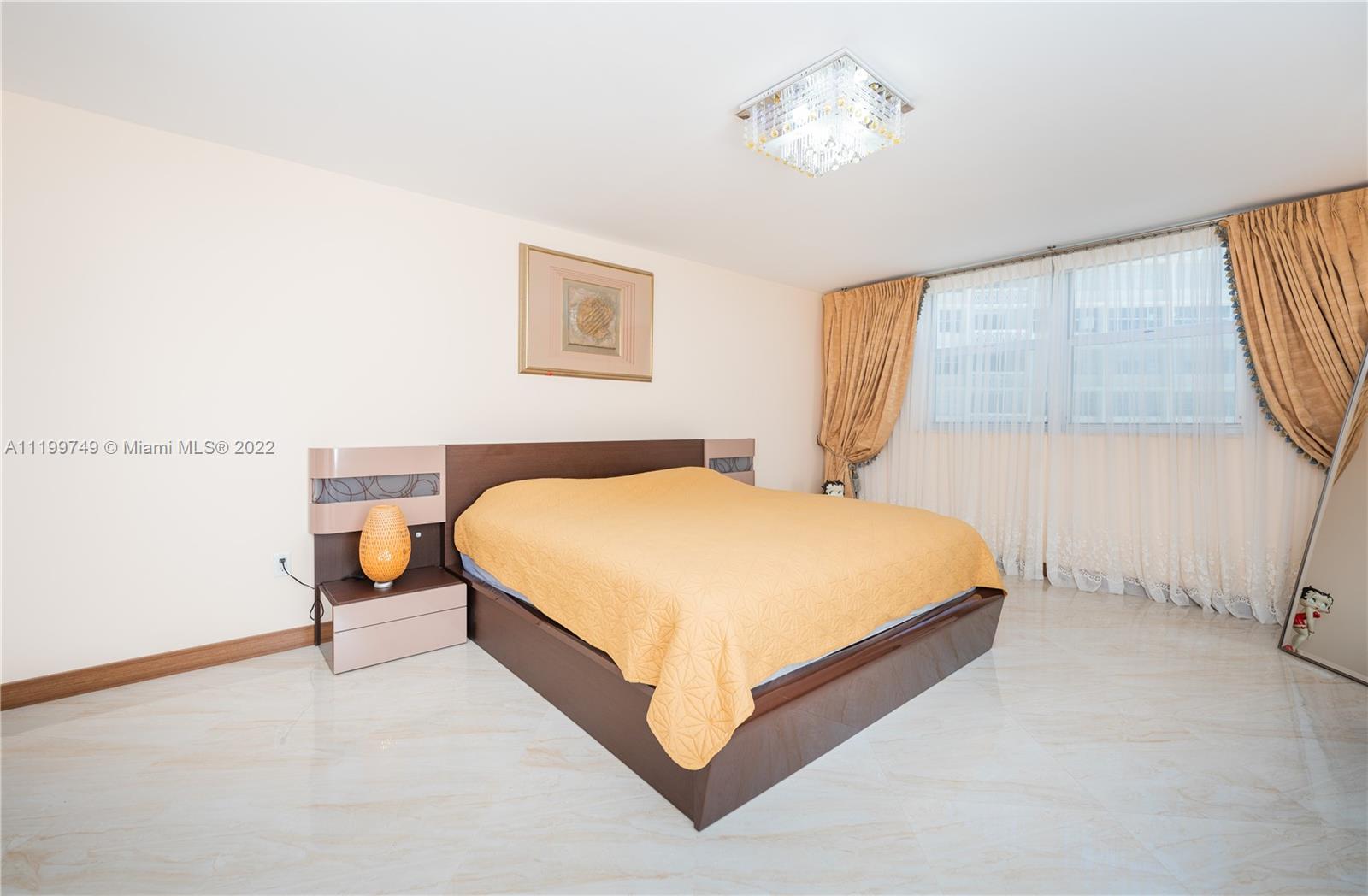 PLAZA TOWERS NORTH CONDO - Residential Lease