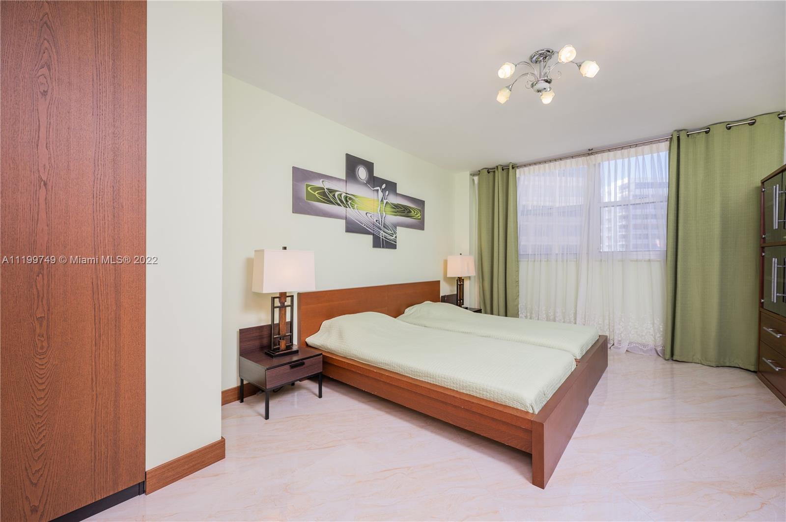 PLAZA TOWERS NORTH CONDO - Residential Lease