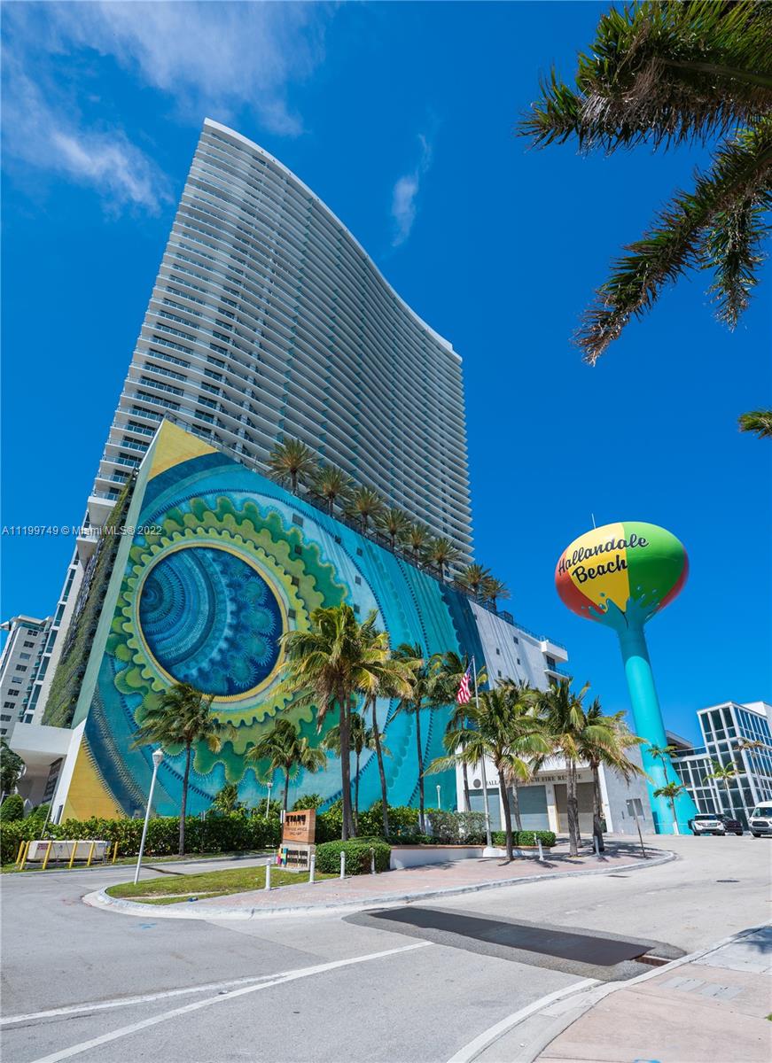 PLAZA TOWERS NORTH CONDO - Residential Lease