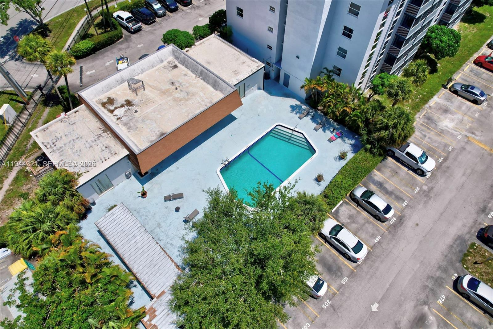 Woodside Apartments - Residential