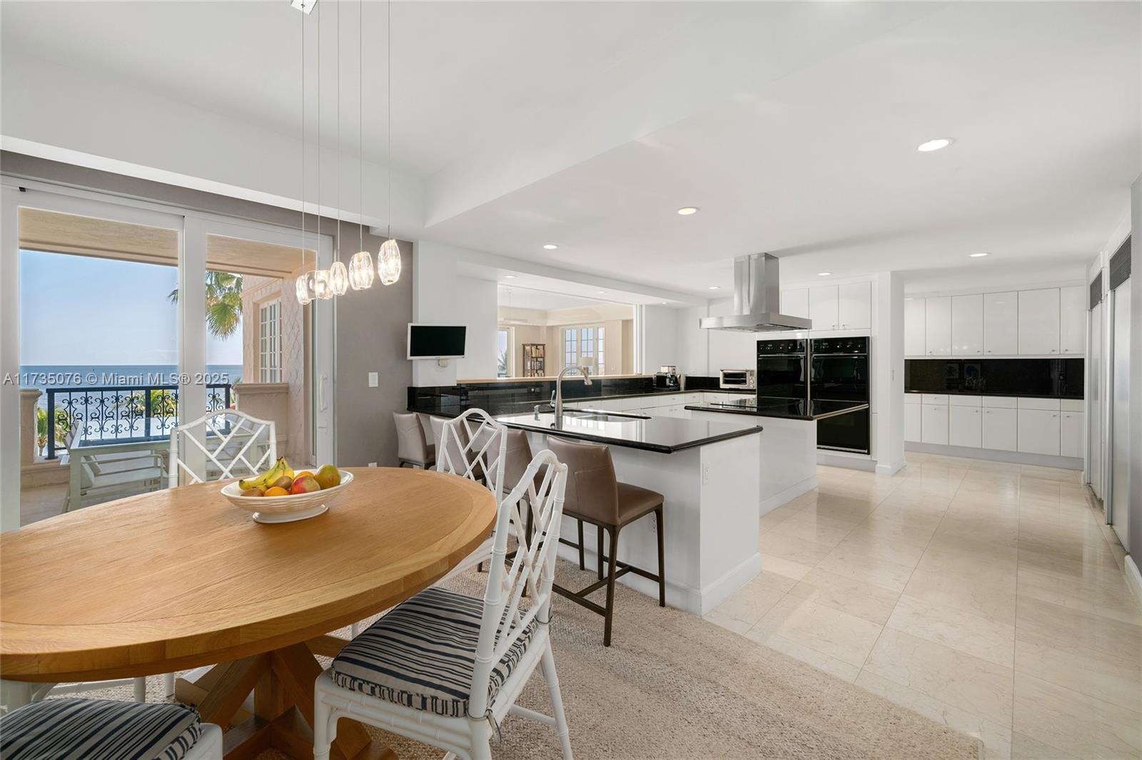 FISHER ISLAND - Residential