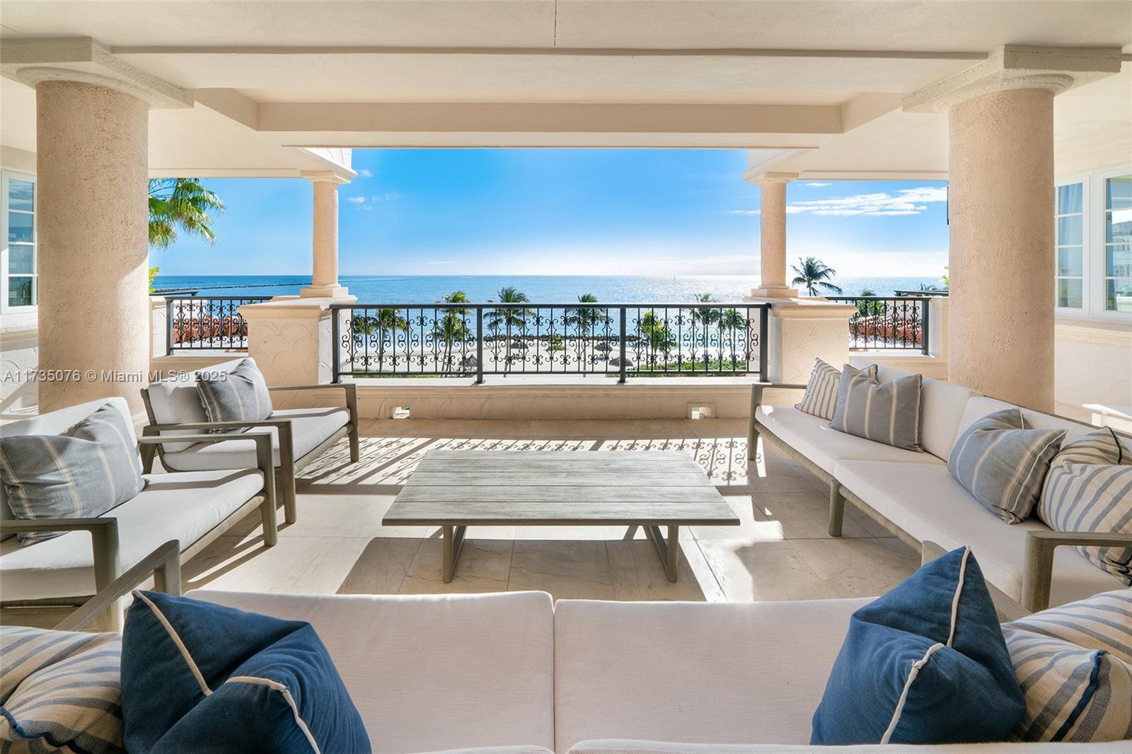 FISHER ISLAND - Residential