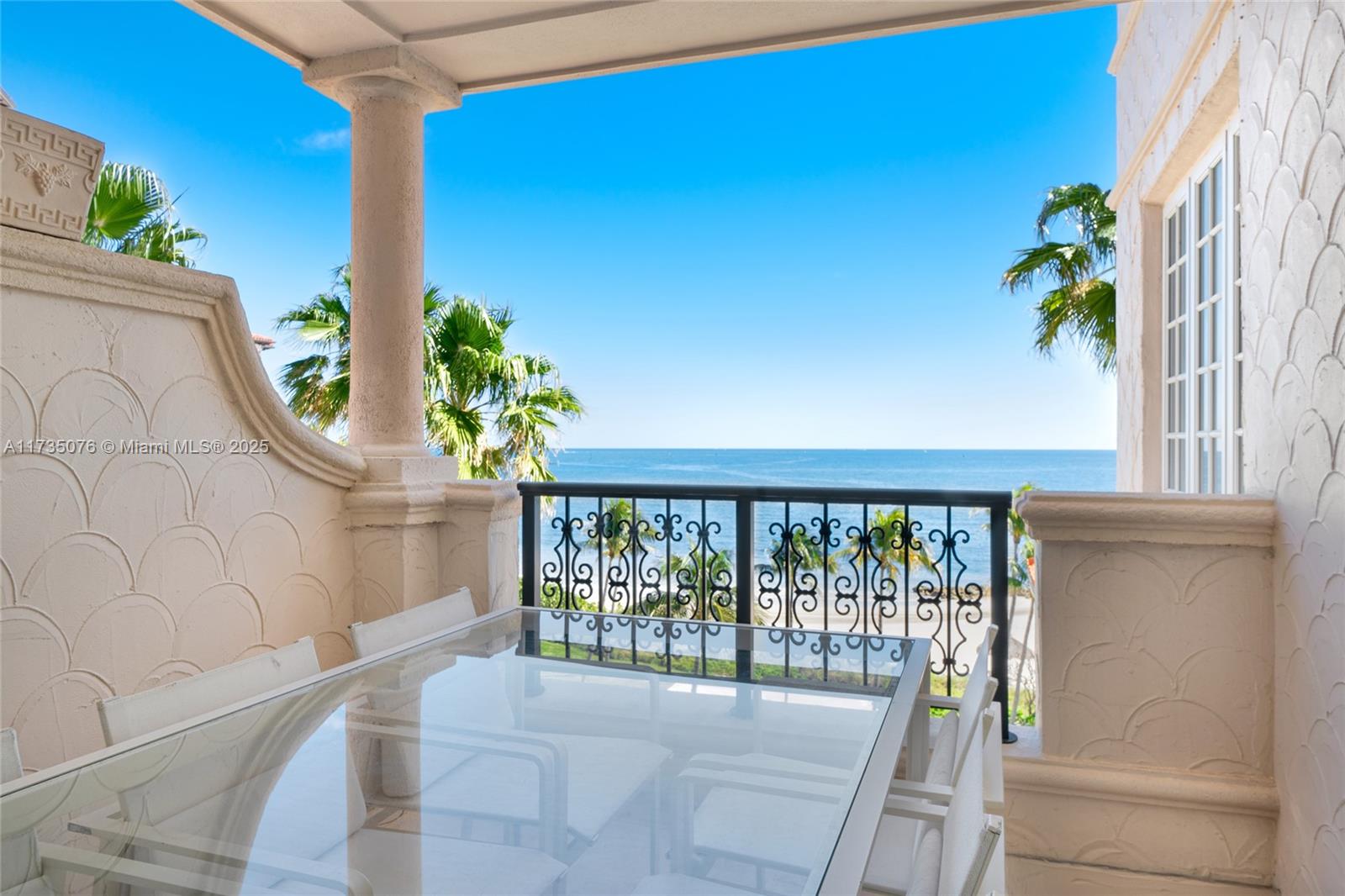 FISHER ISLAND - Residential