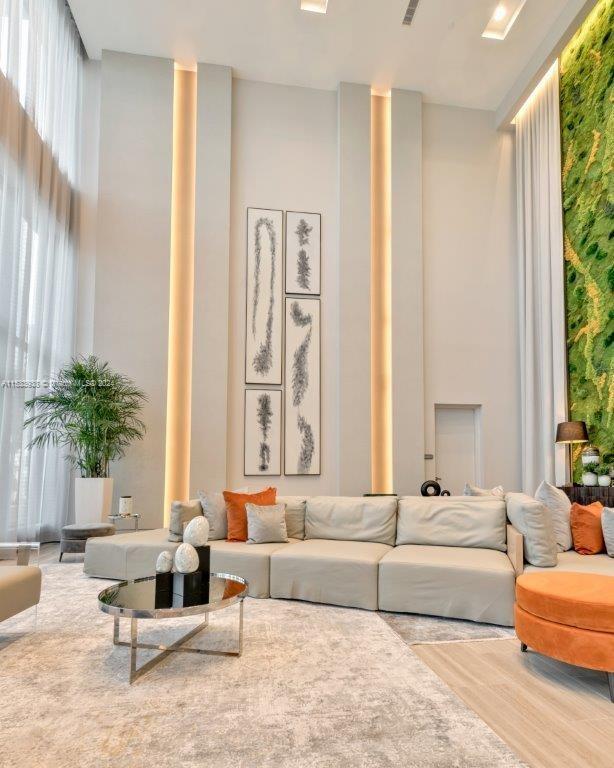 5350 PARK CONDO - Residential