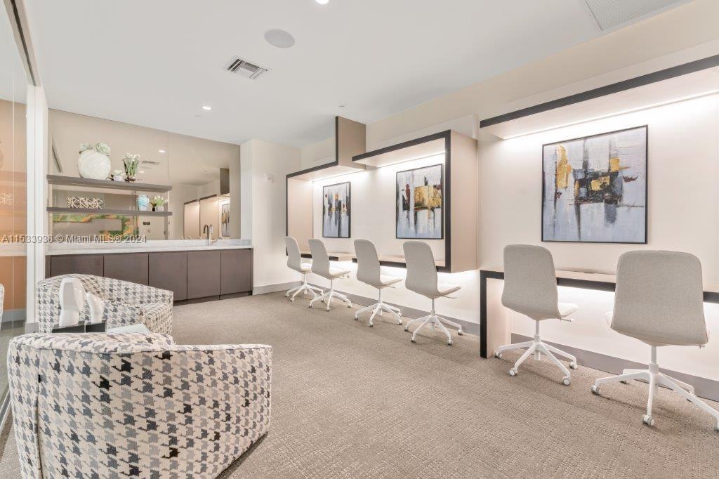 5350 PARK CONDO - Residential