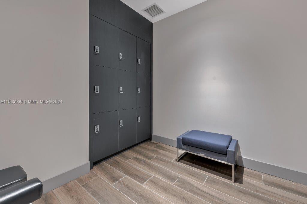 5350 PARK CONDO - Residential