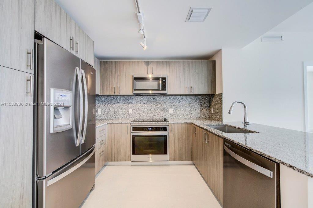 5350 PARK CONDO - Residential