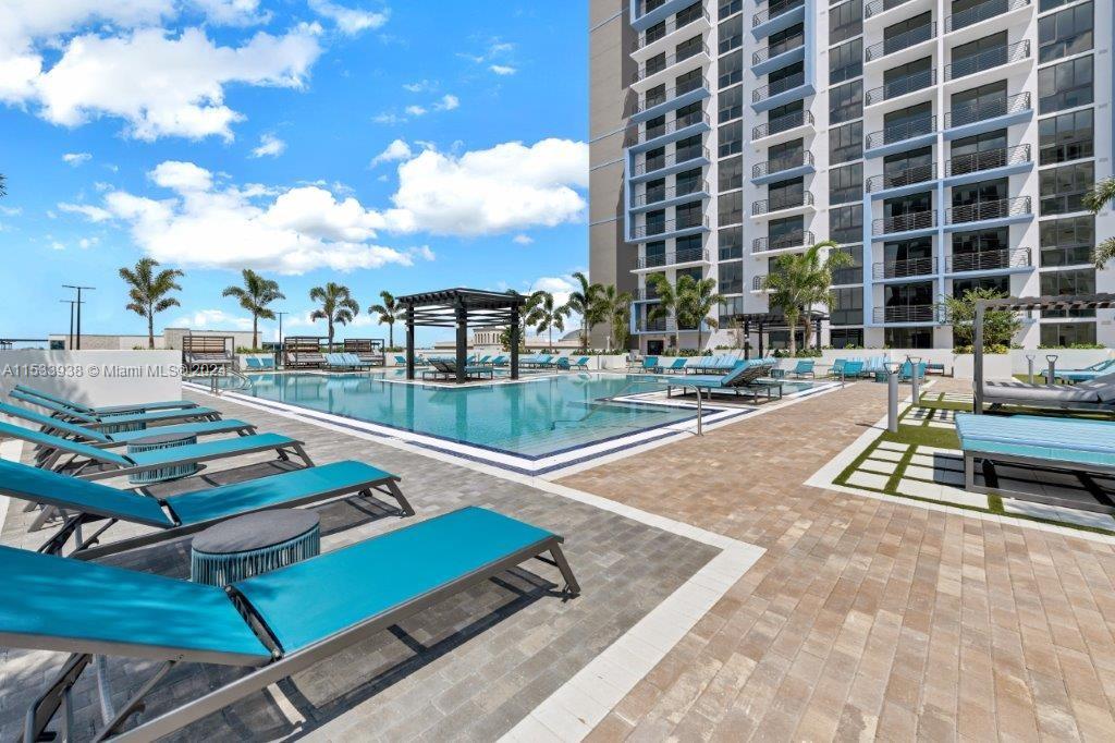 5350 PARK CONDO - Residential