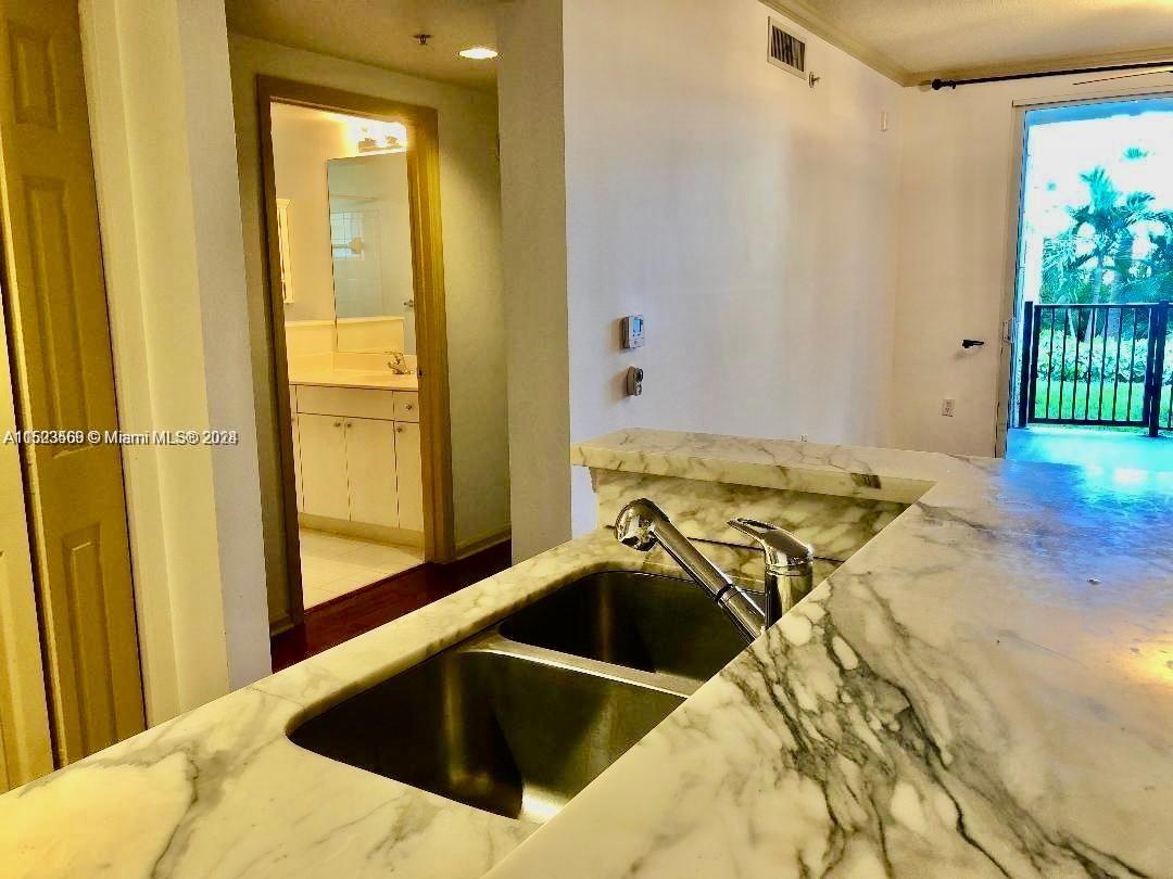 PORTO BELLAGIO CONDO - Residential Lease