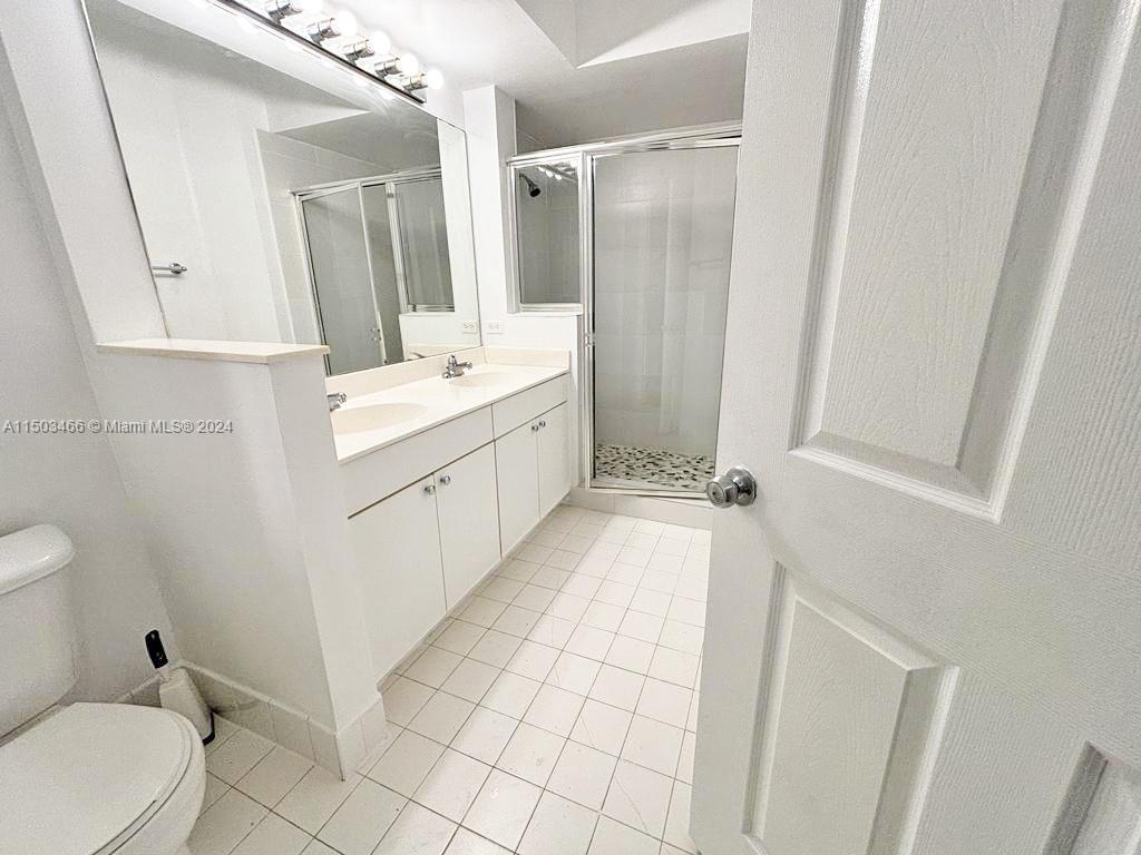 PORTO BELLAGIO CONDO - Residential Lease