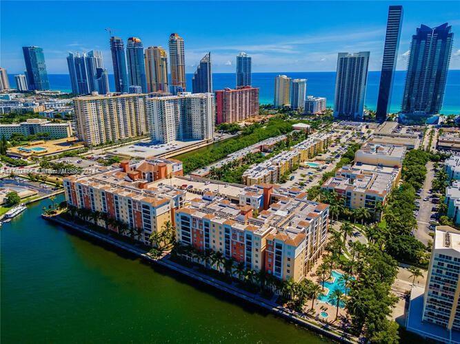 PORTO BELLAGIO CONDO - Residential Lease