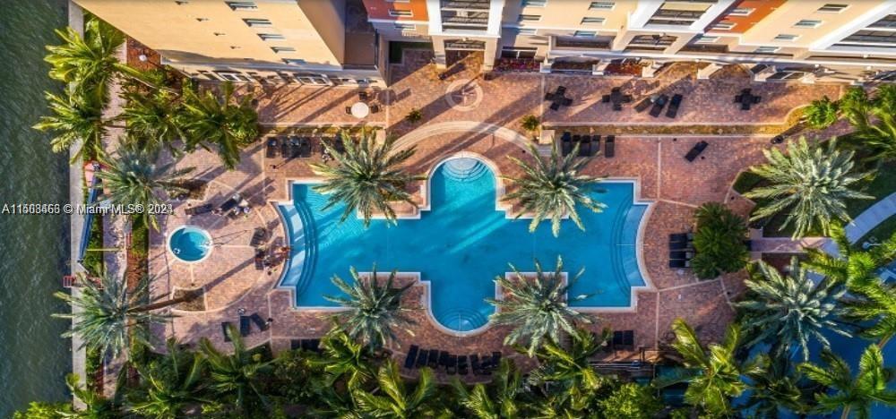 PORTO BELLAGIO CONDO - Residential Lease