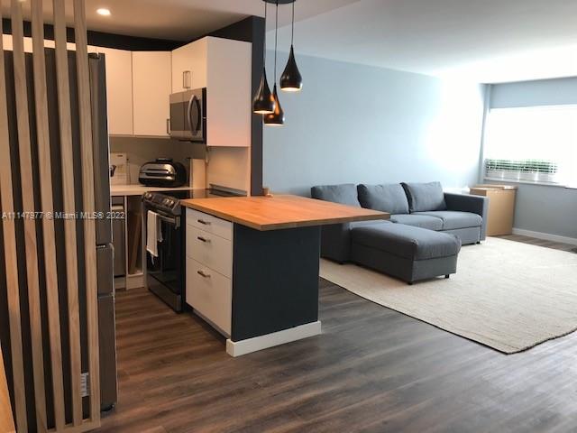 KINGS POINT IMPERIAL COND - Residential Lease