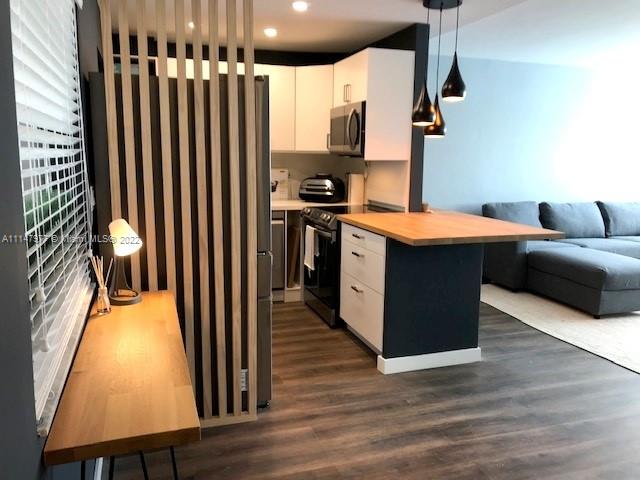 KINGS POINT IMPERIAL COND - Residential Lease