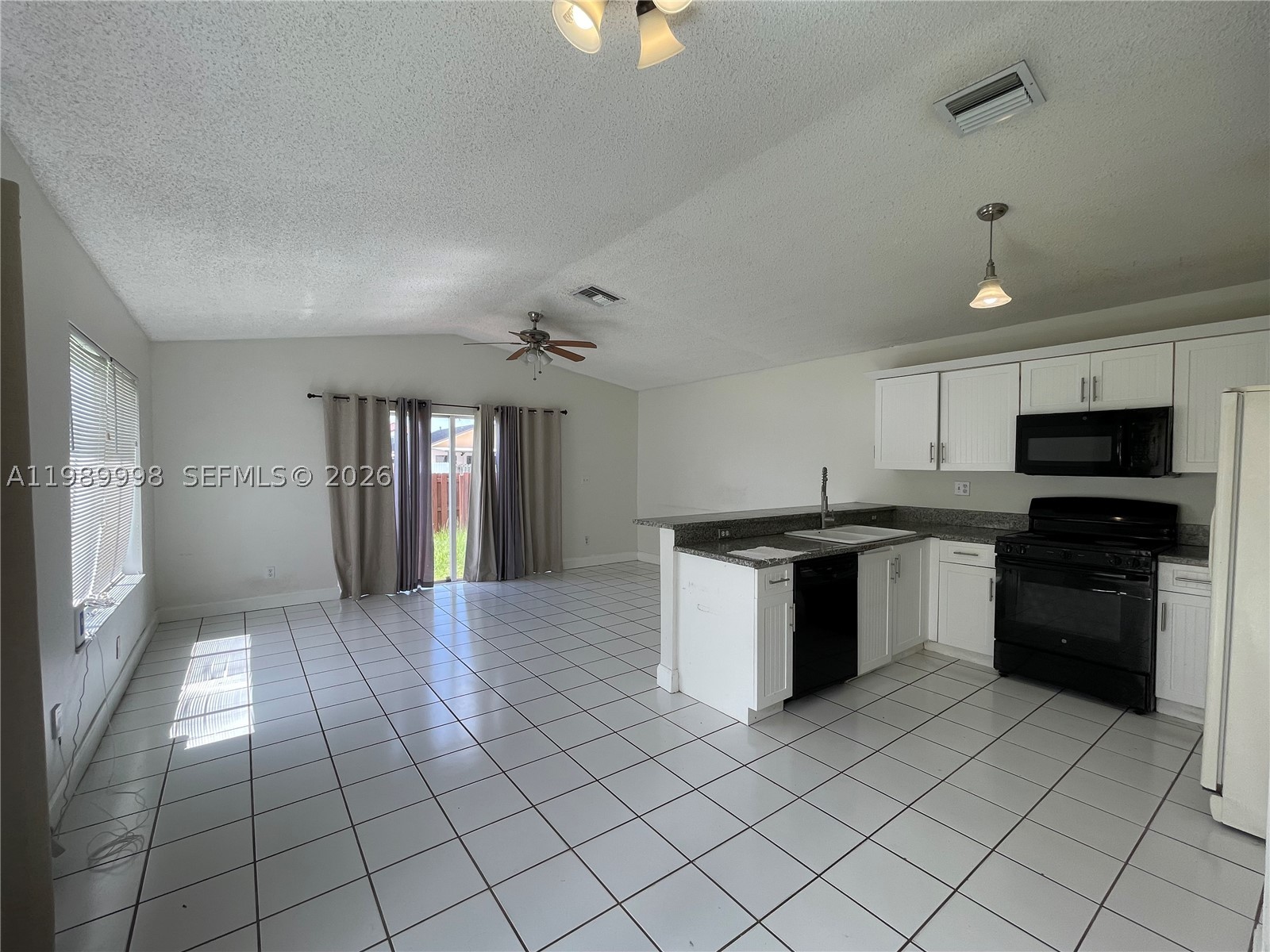 WEITZER SERENA LAKES WEST - Residential