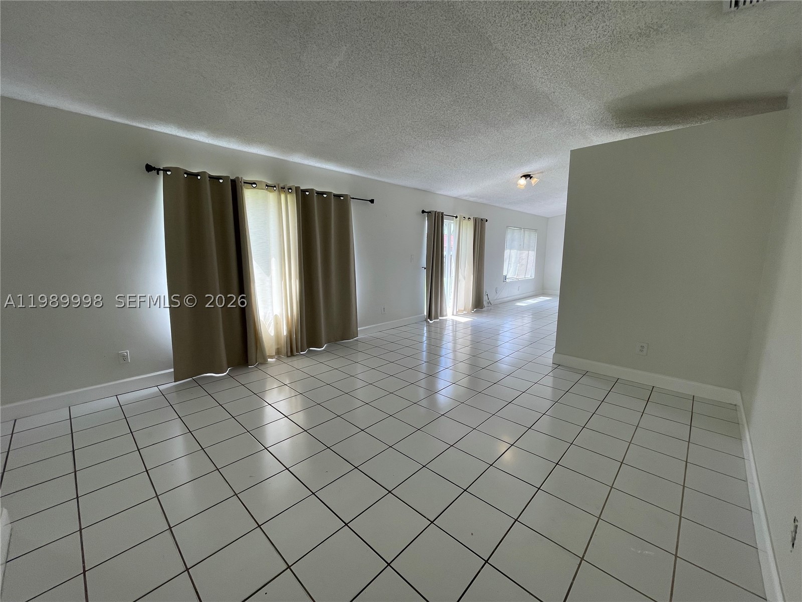 WEITZER SERENA LAKES WEST - Residential