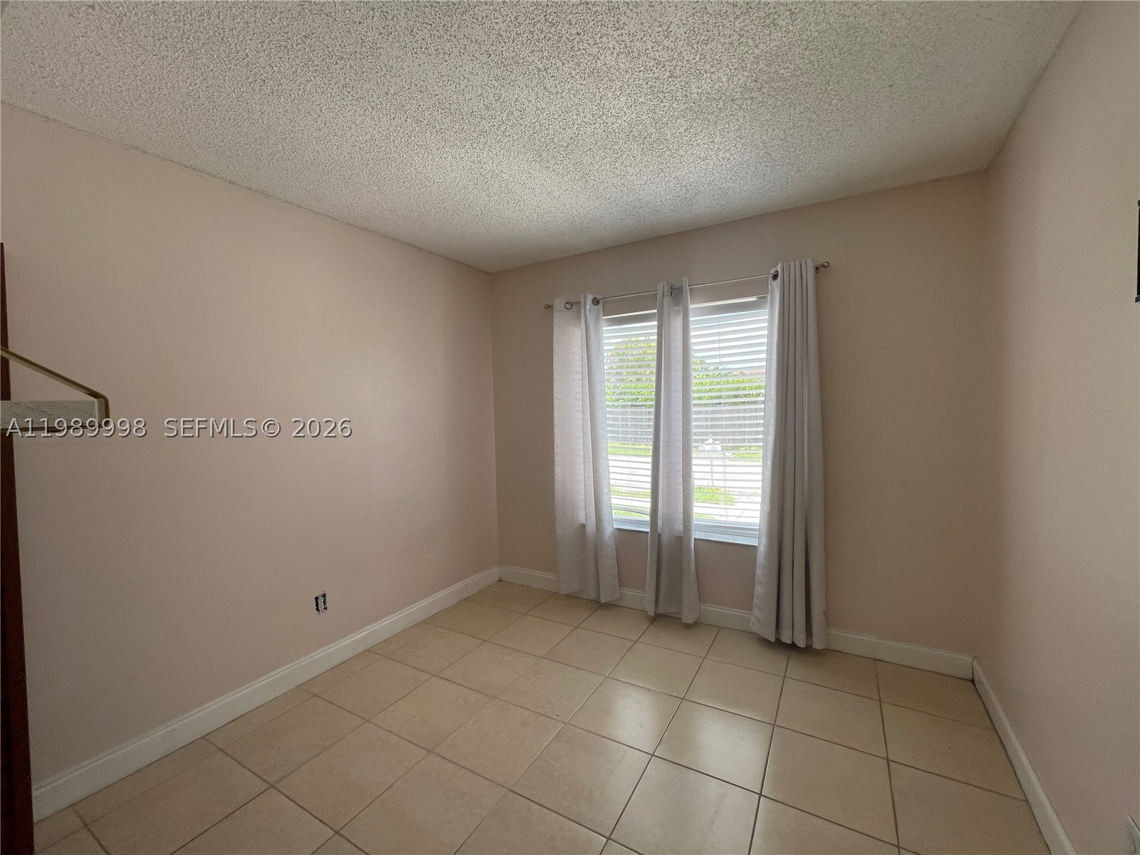 WEITZER SERENA LAKES WEST - Residential