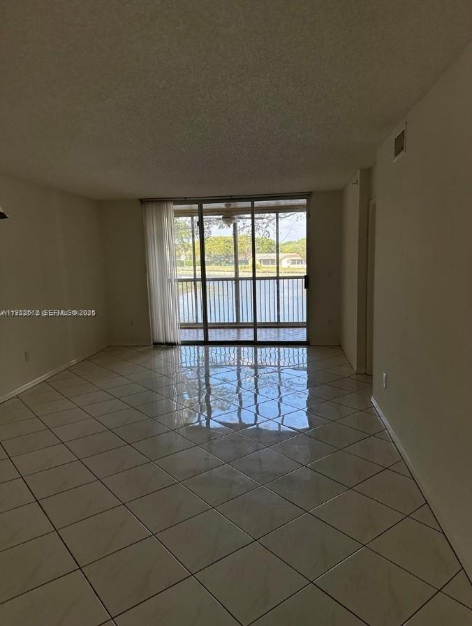 WELDON CONDOMINIUM - Residential