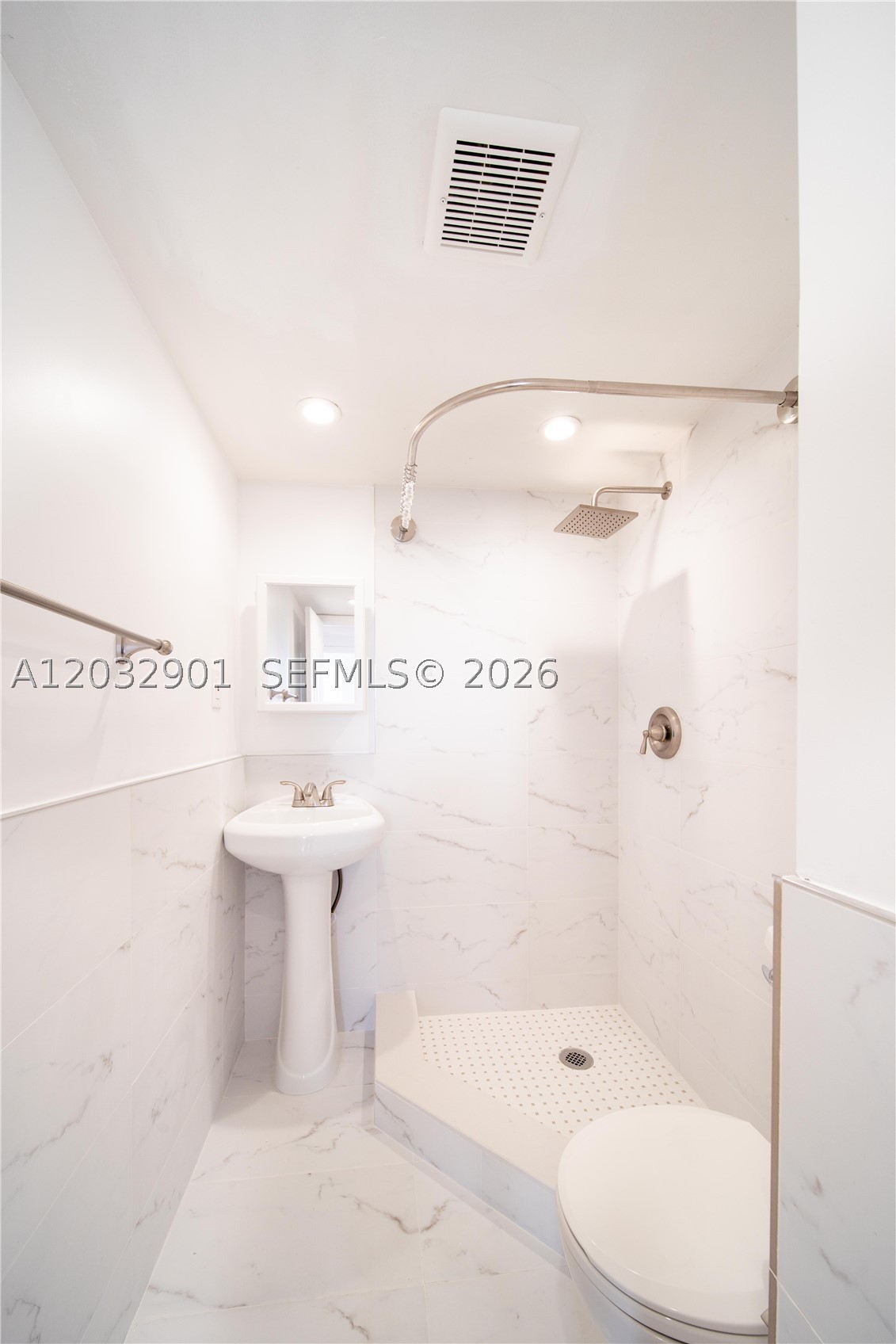 VILLAGE AT THE FALLS COND - Residential Lease