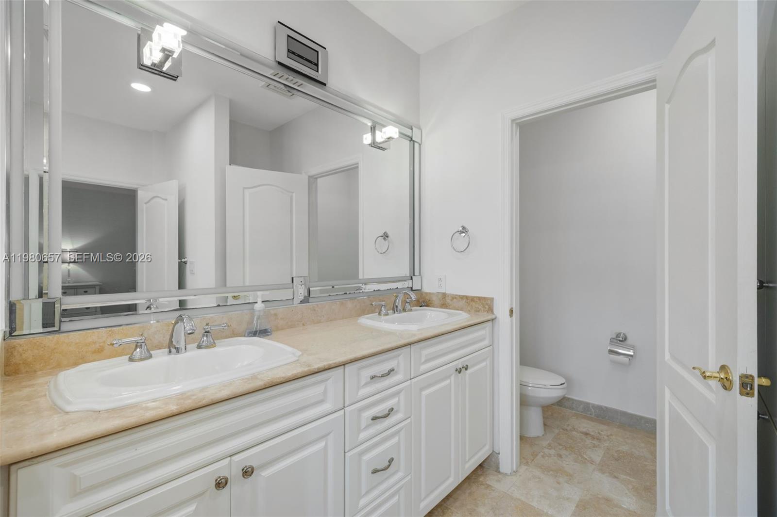 AVENTURA BAY TOWNHOMES CO - Residential