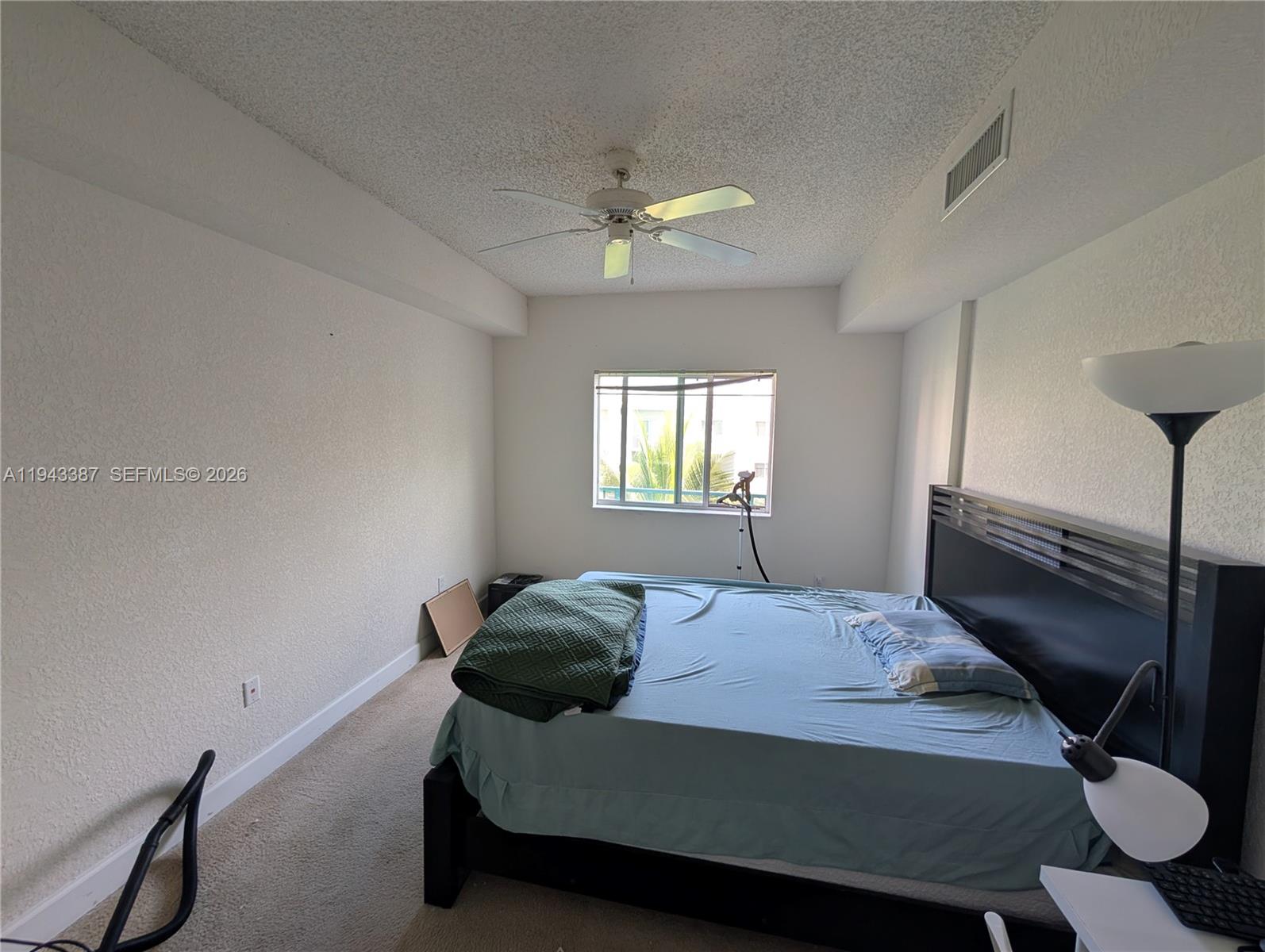 VALENCIA CONDO - Residential