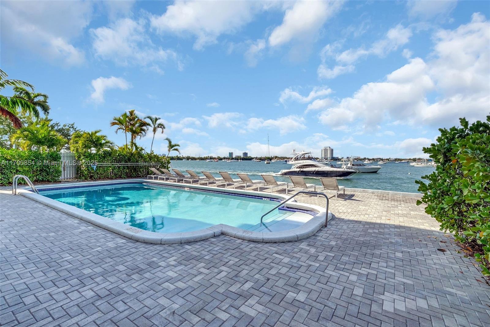 THE ISLANDER CLUB CONDO - Residential Lease