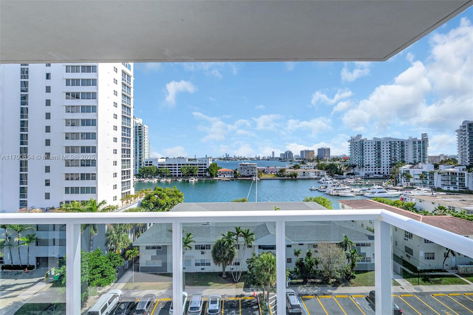 THE ISLANDER CLUB CONDO - Residential Lease
