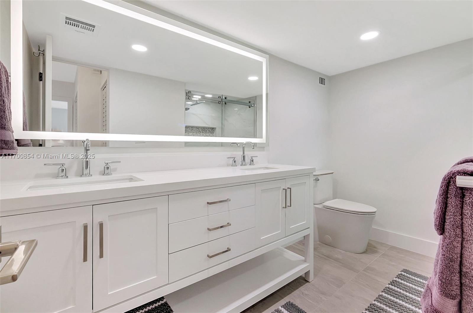 THE ISLANDER CLUB CONDO - Residential Lease