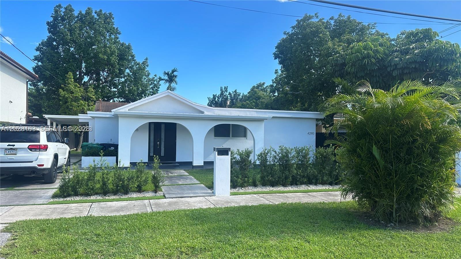 TAMIAMI GROVES NO 2 - Residential Lease