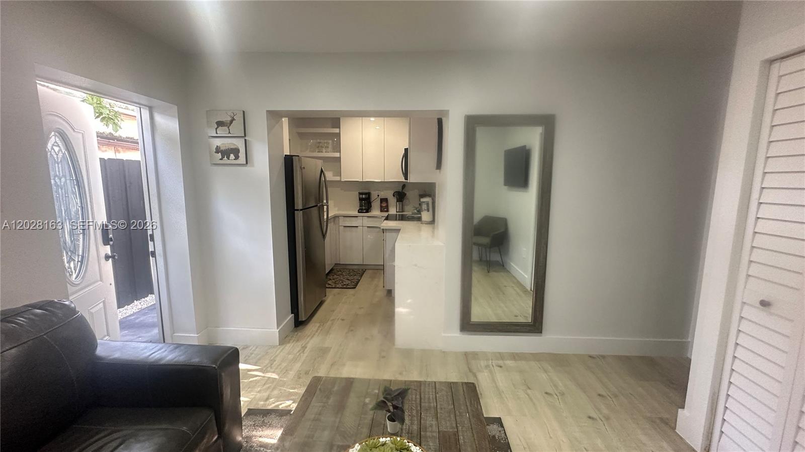 TAMIAMI GROVES NO 2 - Residential Lease