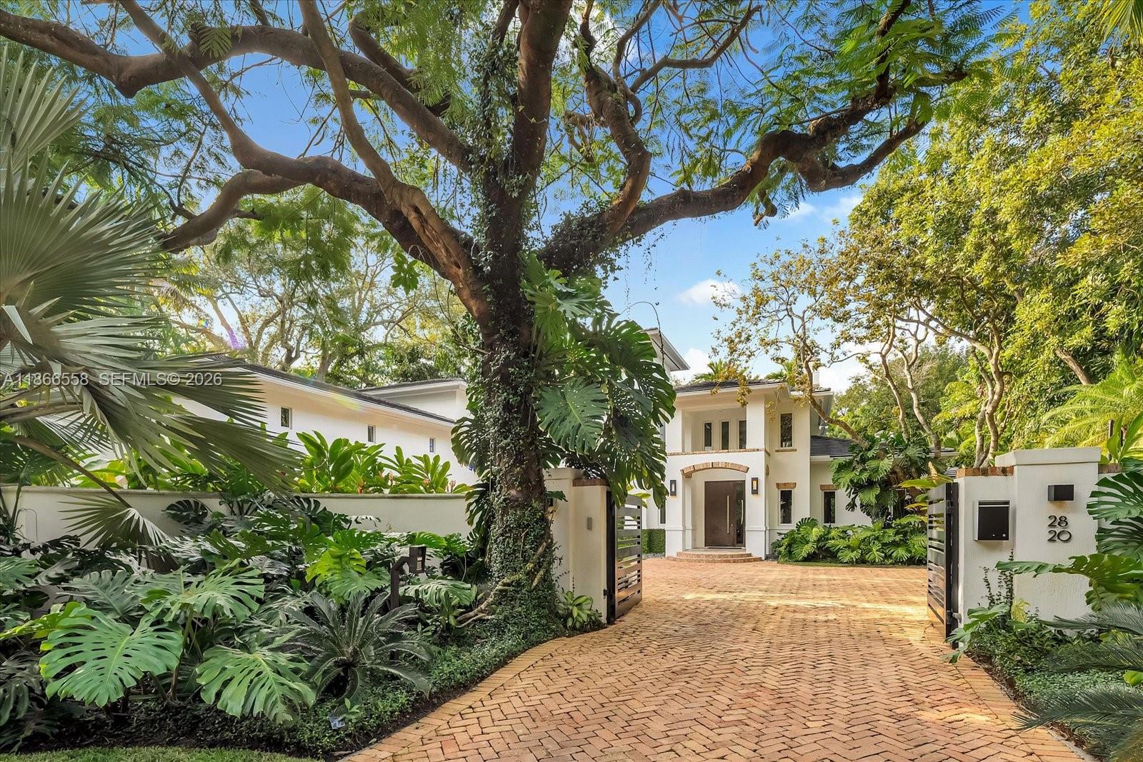 BRICKELL FLAGLER - Residential