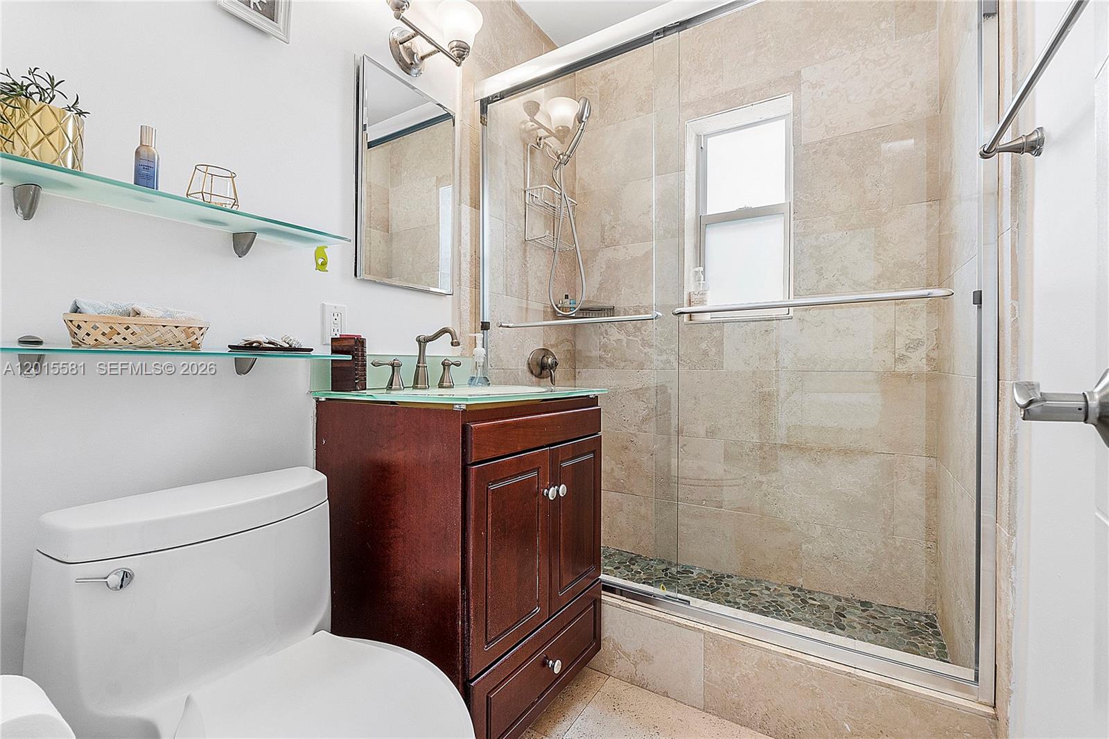 TROPICAL ISLE HOMES SUB 4 - Residential