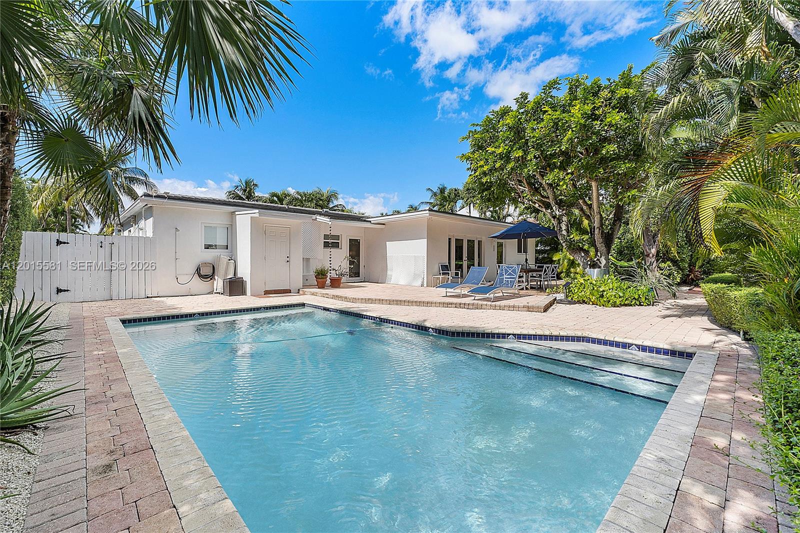 TROPICAL ISLE HOMES SUB 4 - Residential