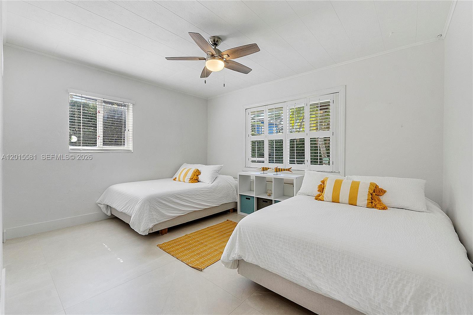 TROPICAL ISLE HOMES SUB 4 - Residential