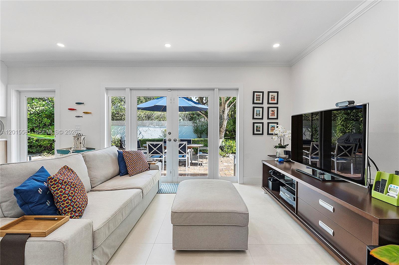 TROPICAL ISLE HOMES SUB 4 - Residential