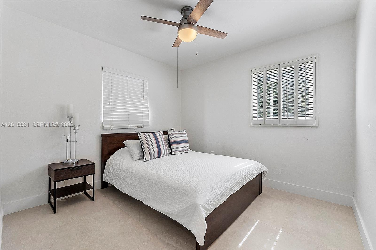 TROPICAL ISLE HOMES SUB 4 - Residential