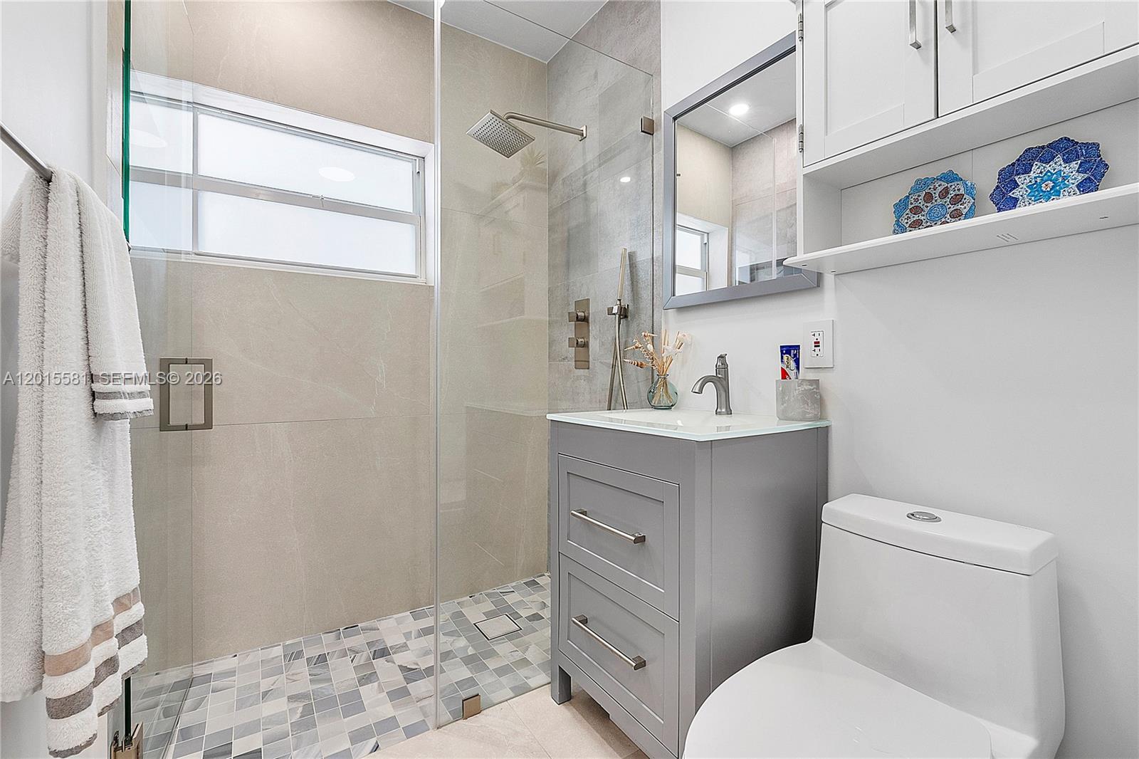 TROPICAL ISLE HOMES SUB 4 - Residential