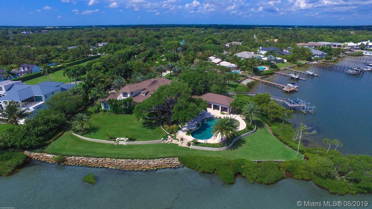 PENNOCK POINT - Residential