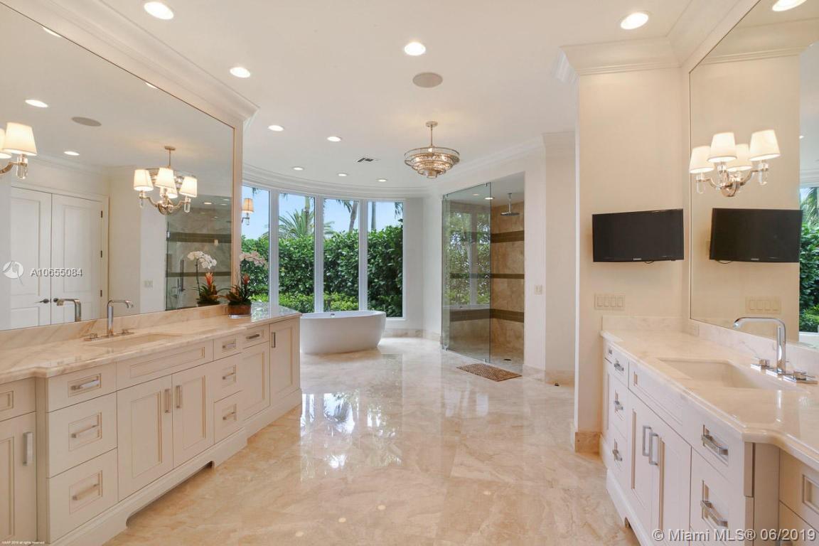 PENNOCK POINT - Residential