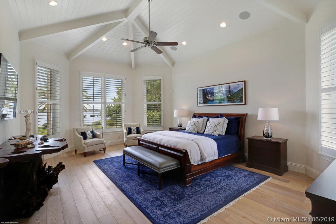 PENNOCK POINT - Residential