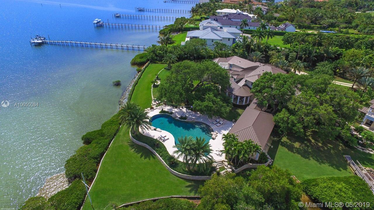 PENNOCK POINT - Residential