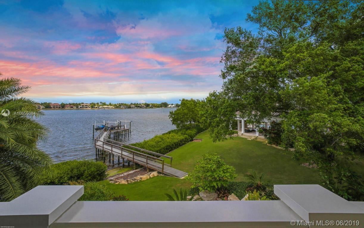 PENNOCK POINT - Residential